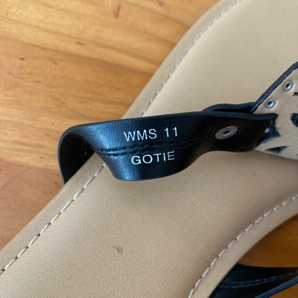 Dolce Vita Slide Sandals, Size 11, Black - Picture 5 of 5